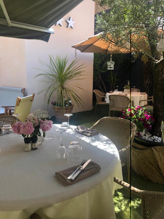 Logis Hotel La Feniere La Bouilladisse ภายนอก รูปภาพ
