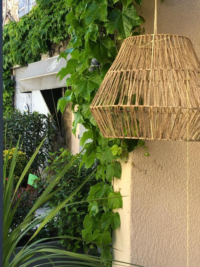 Logis Hotel La Feniere La Bouilladisse ภายนอก รูปภาพ