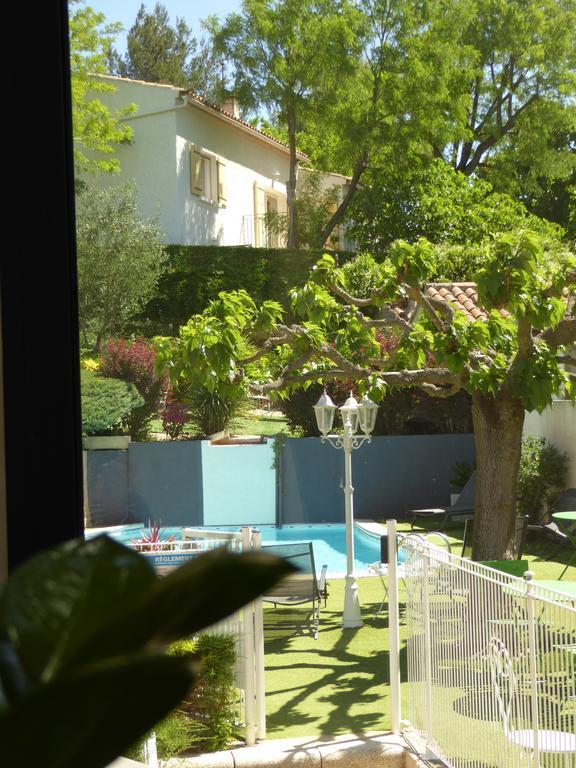 Logis Hotel La Feniere La Bouilladisse ภายนอก รูปภาพ