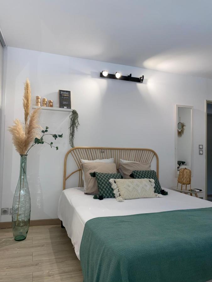 Logis Hotel La Feniere La Bouilladisse ภายนอก รูปภาพ