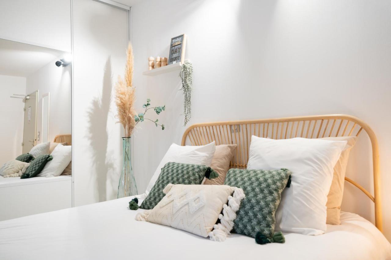 Logis Hotel La Feniere La Bouilladisse ภายนอก รูปภาพ