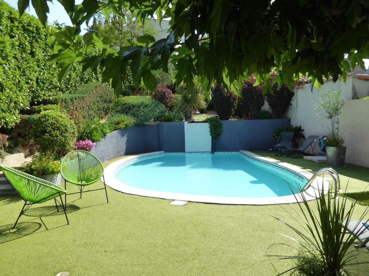 Logis Hotel La Feniere La Bouilladisse ภายนอก รูปภาพ