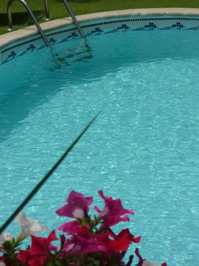 Logis Hotel La Feniere La Bouilladisse ภายนอก รูปภาพ